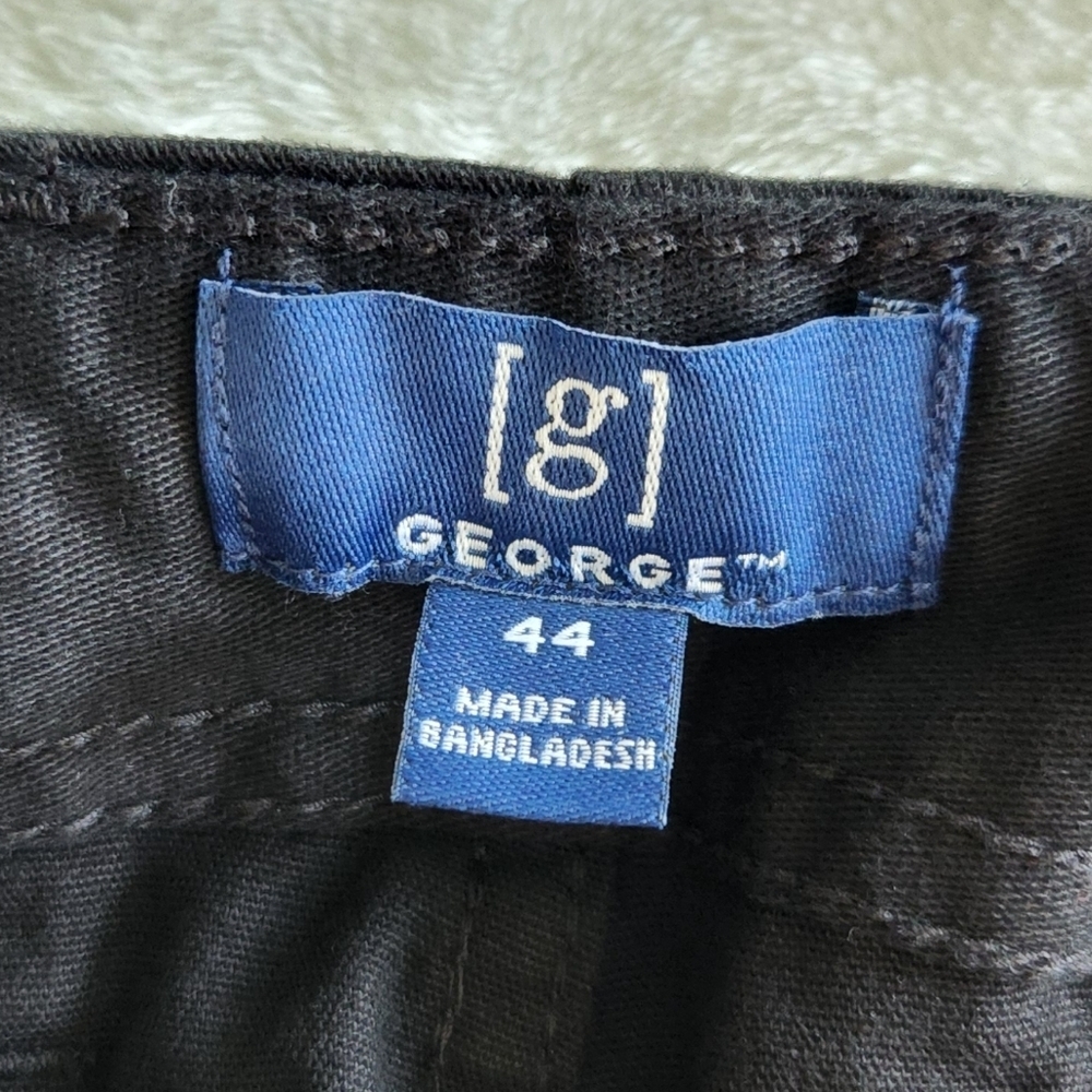 🩳George Men’s Black Cargo Shorts – Size 44 – 10” Inseam – NWT Above the Knee - Picture 15 of 16
